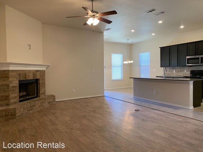 Building Photo - 3 br, 2 bath House - 7433 104th Street