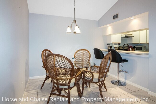 Foto del edificio - 2 br, 2 bath House - 744 White Pine Tree R...