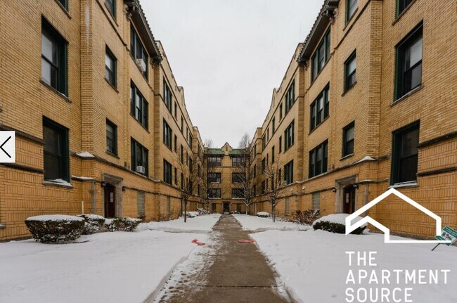 Foto del edificio - 2615 N Spaulding Ave