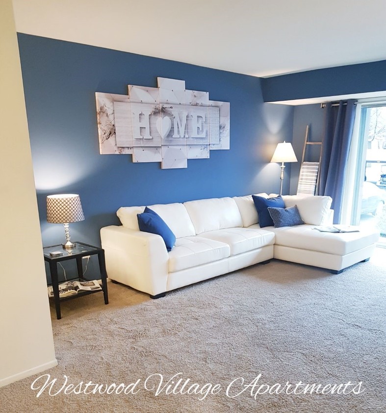 Foto principal - Westwood Village Apartments