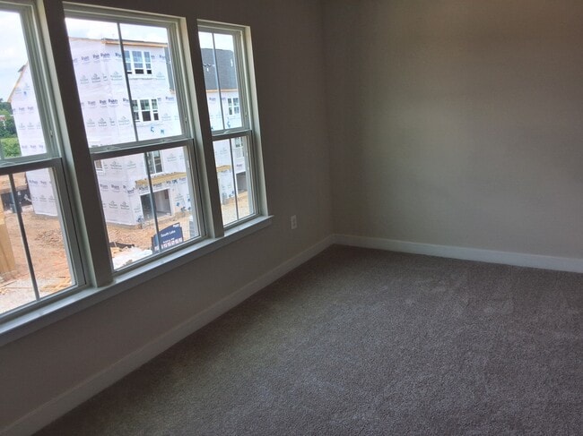 Building Photo - 16148 Hyde Pk Pl