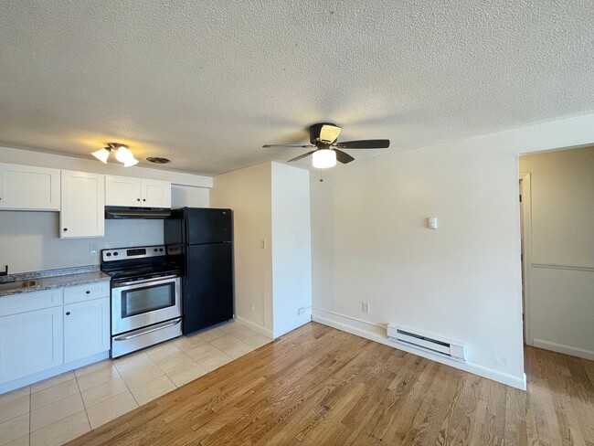 Building Photo - 173 Loudon Rd