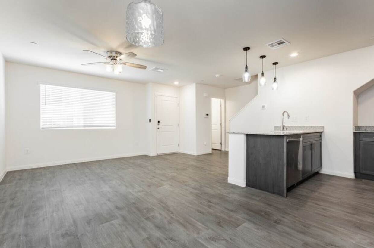 Foto del edificio - 2845 Azure Moon Ct