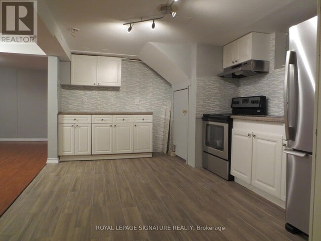 Building Photo - 54 Tulloch Dr