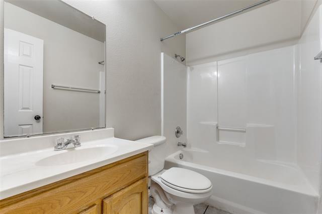 Building Photo - 13726 Vida Ln
