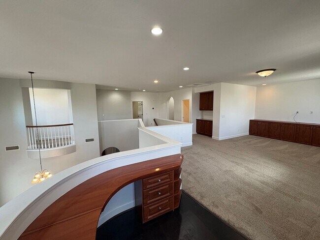 Foto del edificio - NW Visalia home available now!