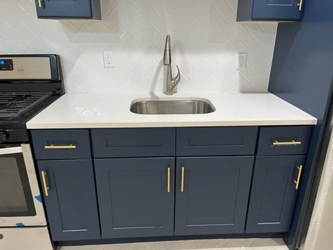 Foto del edificio - Recently Remodeled 2 bedroom 1 bath