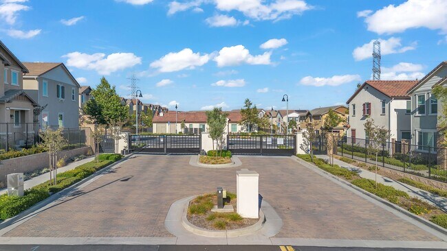 Foto del edificio - 16162 Juno Way