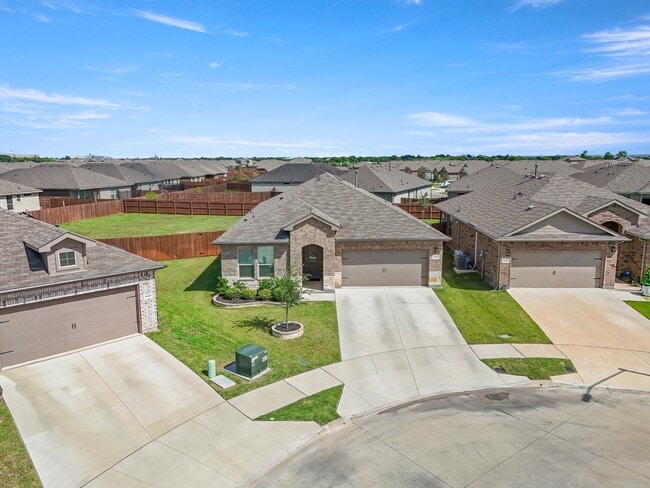 Building Photo - 5405 N Wind Ln