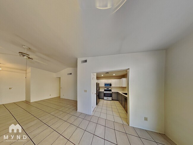 Foto del edificio - 2966 W Country Meadow Dr