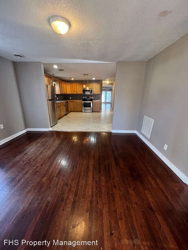 Building Photo - 3 br, 2 bath House - 1210 N Prospect