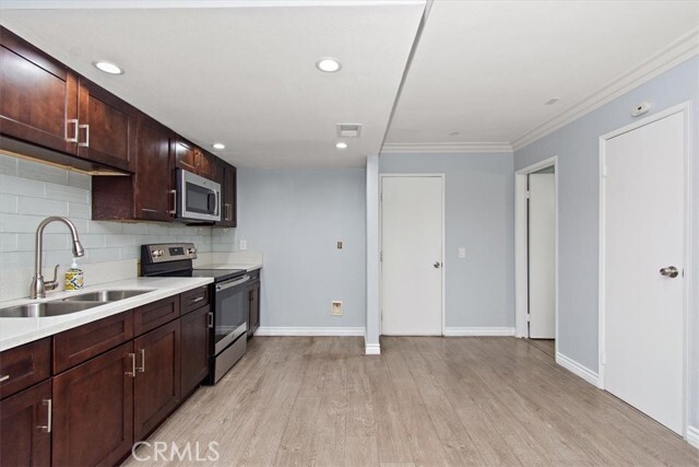 Building Photo - 12939 Royal Palm Cir