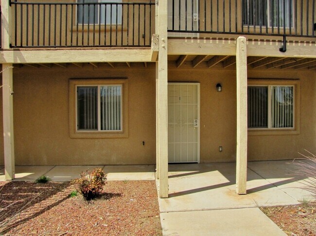 Foto del edificio - 2BR/2BA, 1024 sq.ft. condo in Sierra Vista, AZ