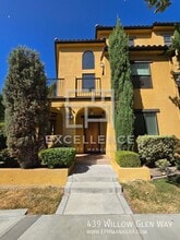 Building Photo - 439 Willow Glen Way