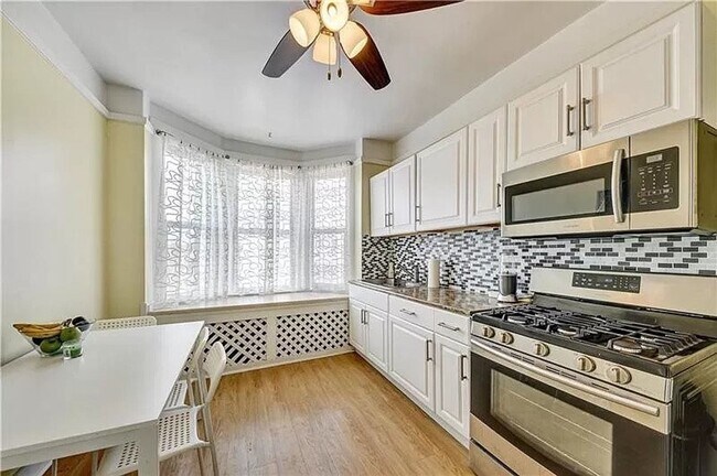 Foto del edificio - 7540 Calumet St