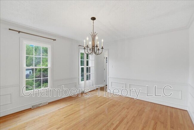 Foto del edificio - 1436 Ironwood Dr