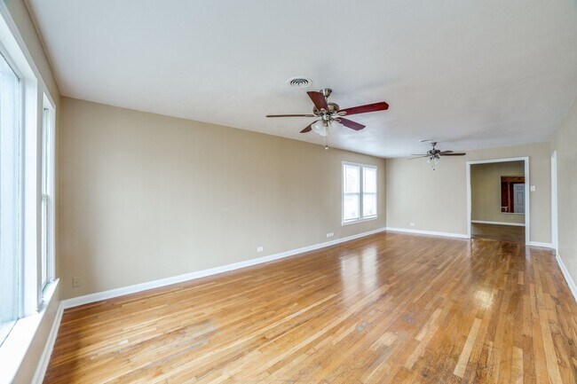 Foto del edificio - 3-BEDROOM HOME NEAR WOODLAWN LAKE, MONTICE...