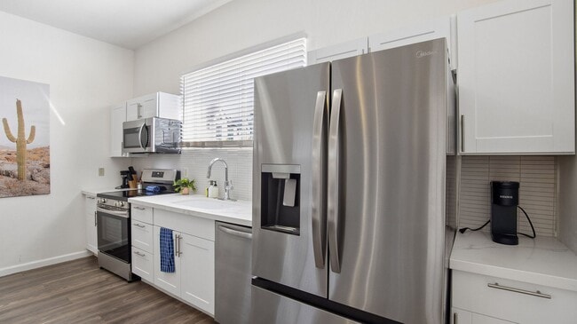 Foto del edificio - 2929 N 55th Pl