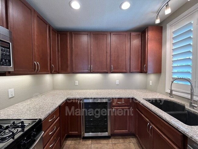 Building Photo - 4080 Cll San Antonio