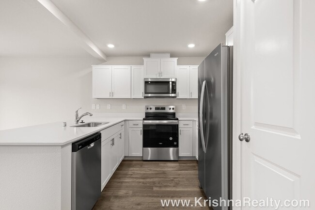Building Photo - Beautiful NEW CONSTRUCTION 3 Bedroom, 2.5 ...