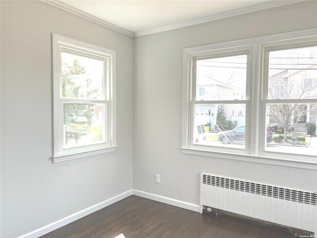 Building Photo - 1727 Slocum St