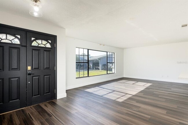 Foto del edificio - 3413 Bowman Dr