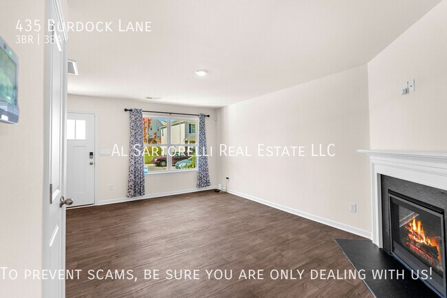 Foto del edificio - 435 Burdock Ln