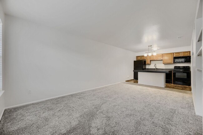 Foto del edificio - Updated 1 Bedroom Condo Near DTC Available Now