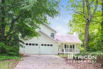 Building Photo - 5389 Telford Ct