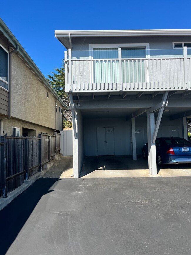 Building Photo - Ocean View Condo