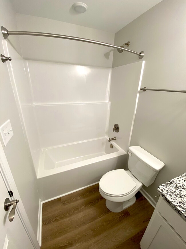 Building Photo - 810 Discovery Cove