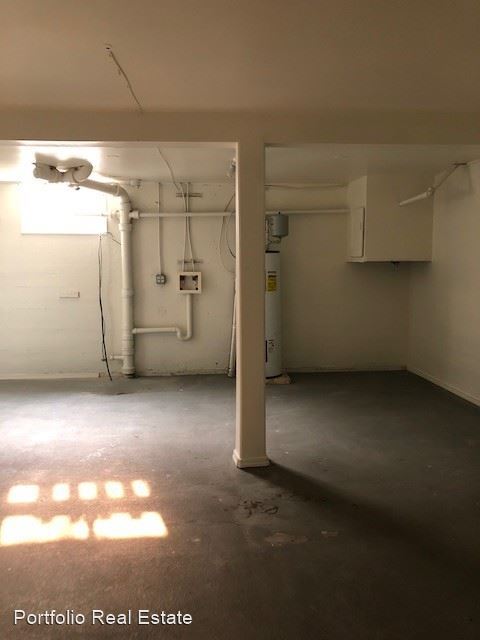 Building Photo - 2 br, 1 bath House - 45 G St NE