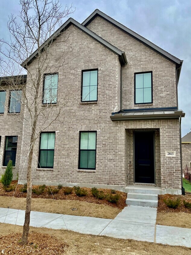 Primary Photo - 2813 Jacaranda Dr