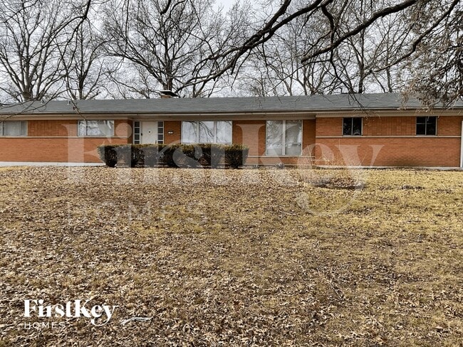 Building Photo - 10 Ranchview Dr