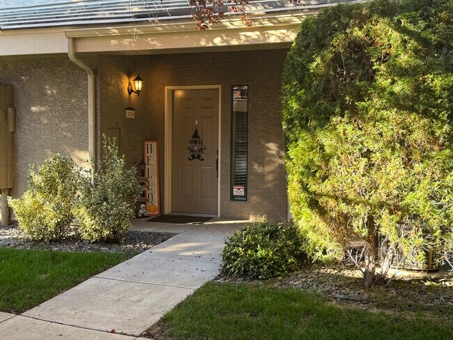 Foto del edificio - 900 S Meadows Pky