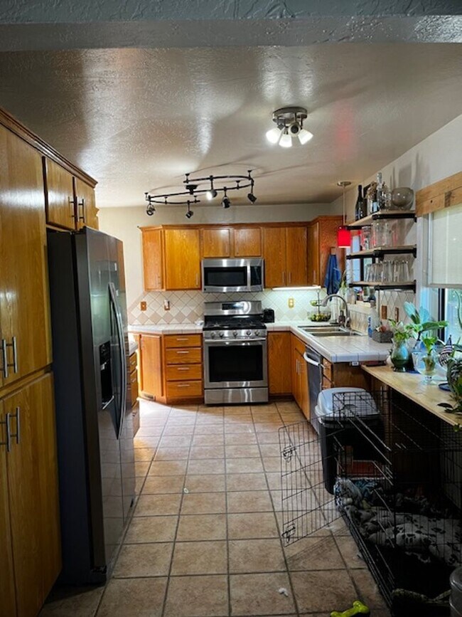 Building Photo - Home in CDA