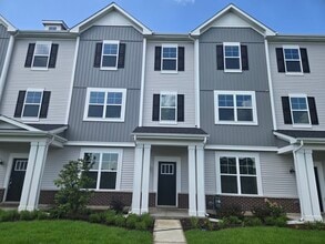 Building Photo - 4509 Chelsea Mnr Cir