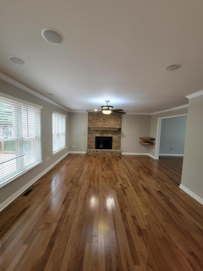 2149 Palomar Trace Dr, Lexington, KY 40513 House for Rent in