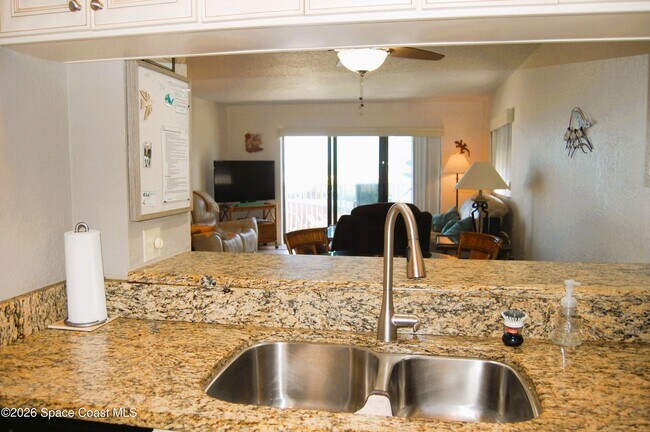 Foto del edificio - 5350 Ocean Beach Blvd