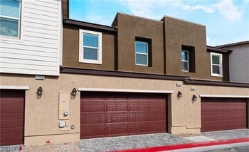 Building Photo - 6956 Honor Hl St