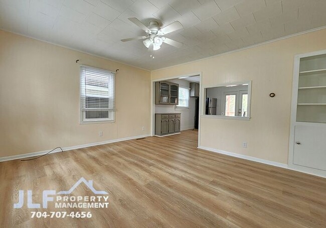 Foto del edificio - Charming 3/2 Ranch in Statesville with Spa...