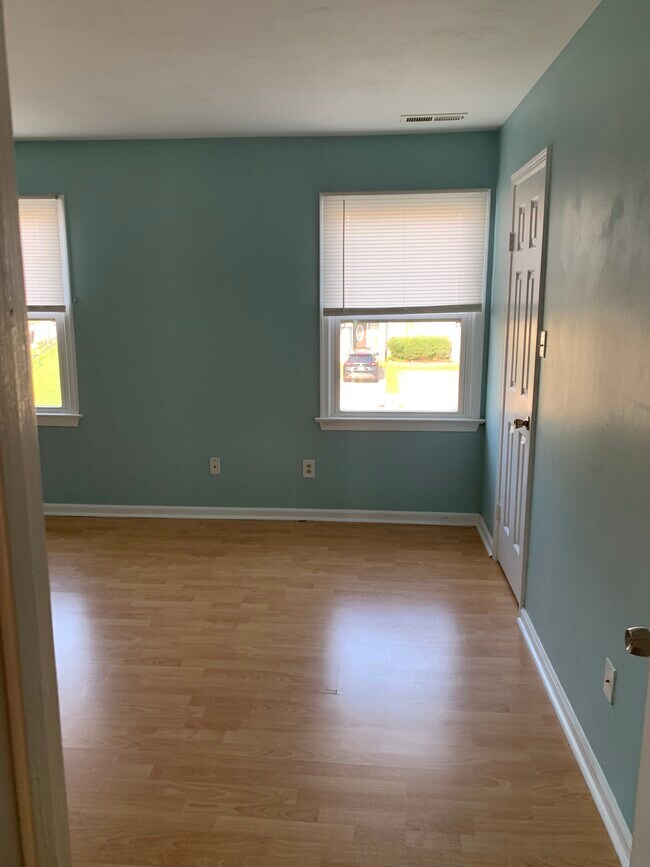 1564 Sword Dancer Dr, Virginia Beach, VA 23454 Townhome Rentals in