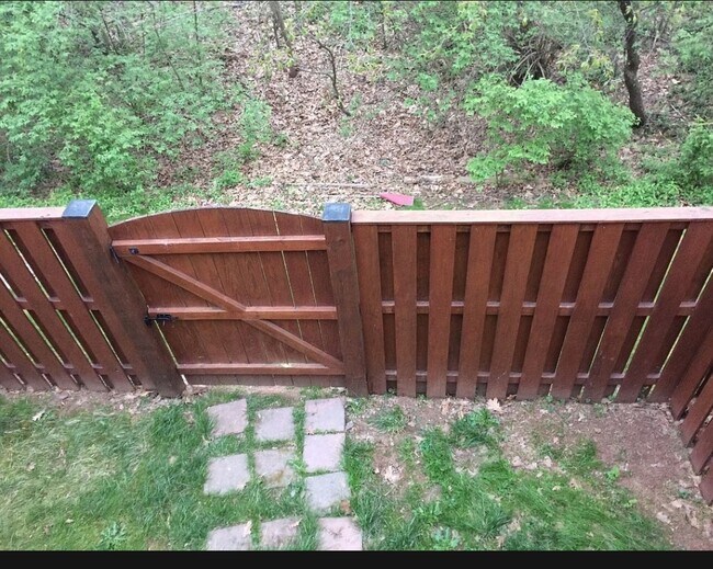 Foto del edificio - 14504 Woodgate Manor Cir