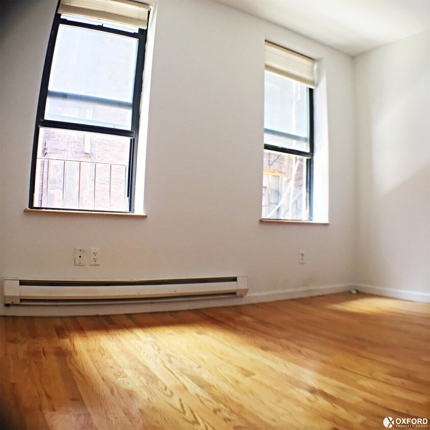 Primary Photo - 310 W 49th St
