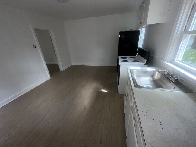 Foto del edificio - 115 East Ave