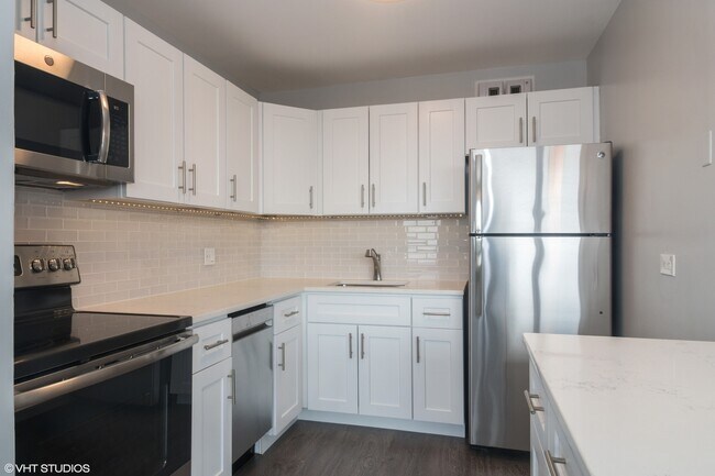 Foto del edificio - 3550 N Lake Shore Dr