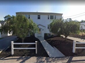 Building Photo - 60 Bates Ave