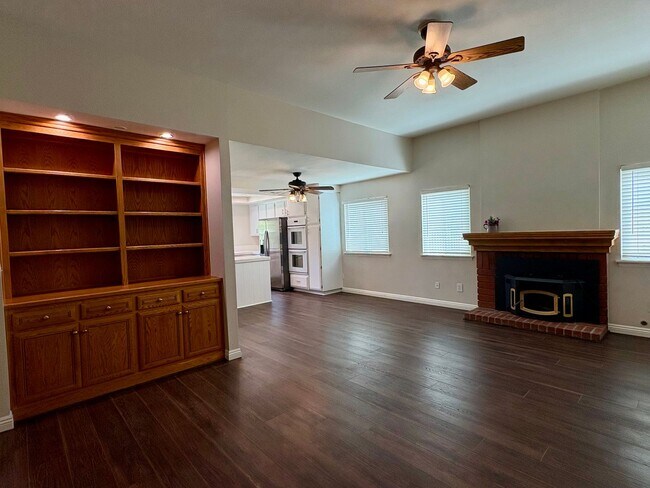 Foto del edificio - Remodeled Single Story Home at End of Cul-...