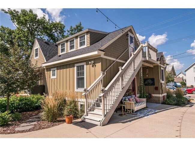 Foto del edificio - 538 4th Ave NW