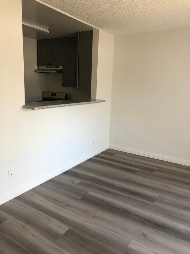 1632 Formosa N Ave Unit 207, Los Angeles, CA 90046 Apartments at 1632